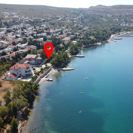 Beachfront Amazing Sunset House Holiday home