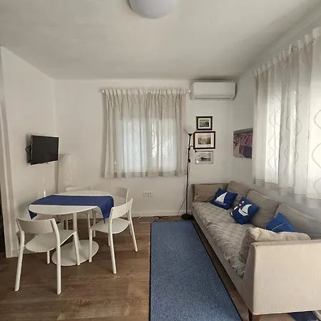 Beachfront Amazing Sunset House *