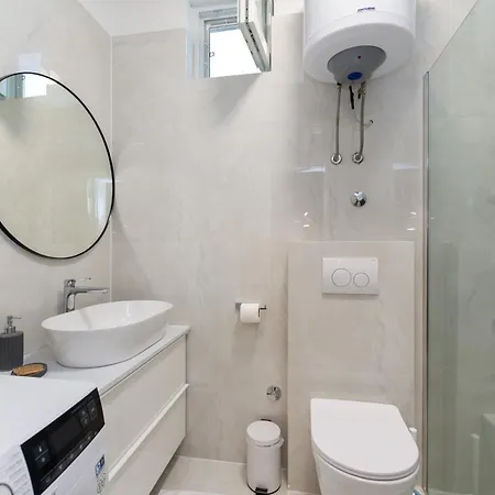 Beachfront Amazing Sunset House Rovanjska