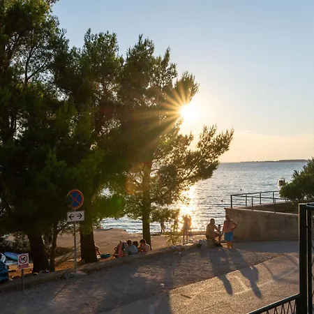 Beachfront Amazing Sunset House Сasa de vacaciones