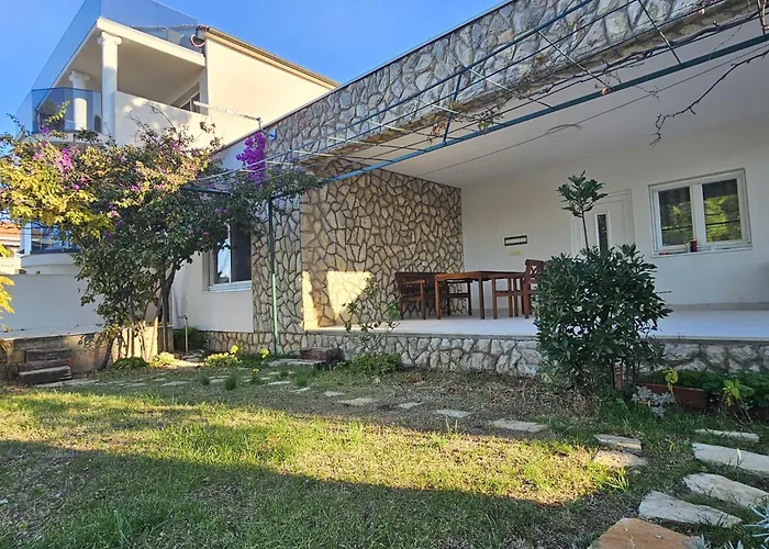 Beachfront Amazing Sunset House